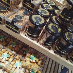 Qianji West Bakery (lvchengguangchang) User Photo
