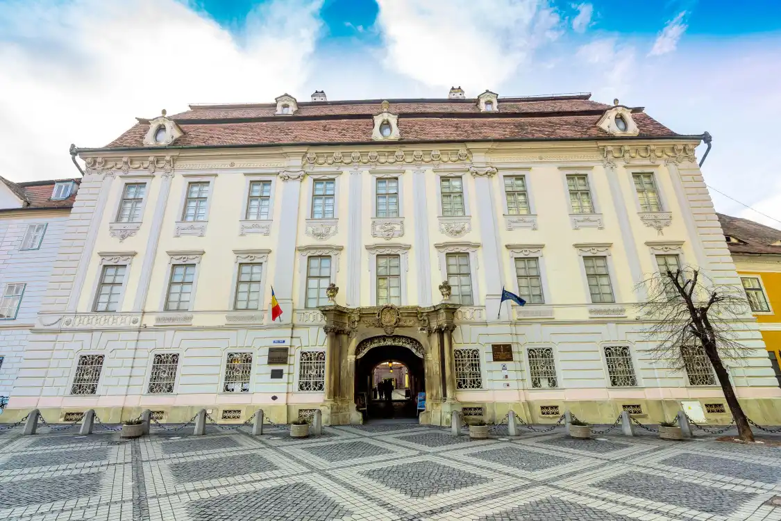Hotels near Brukenthal National Museum