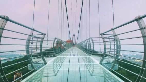 Huaxi Shijie Tanxian Park