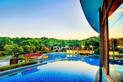 Bisheng Hot Spring