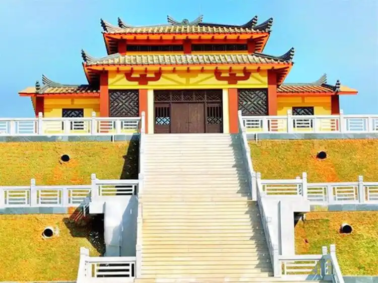 Hotels near Hepuhandai Culture Museum