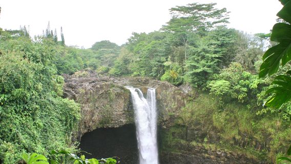 Rainbow Falls Walk