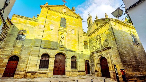 Convento e Iglesia de San Miguel
