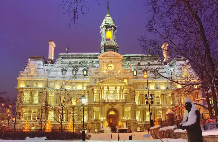 Hotels near Montreal City Hall