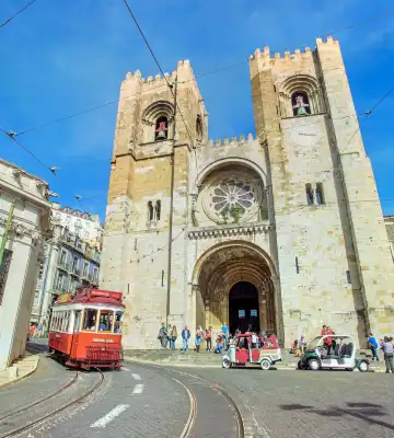 Hotels near Lisbon Cathedral