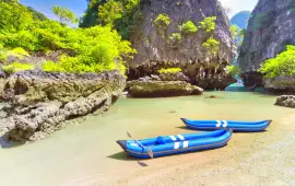 Phang-Nga kayaking