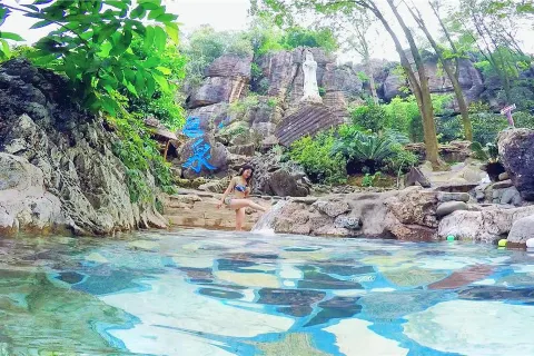 Buermen Yexi Hot Spring