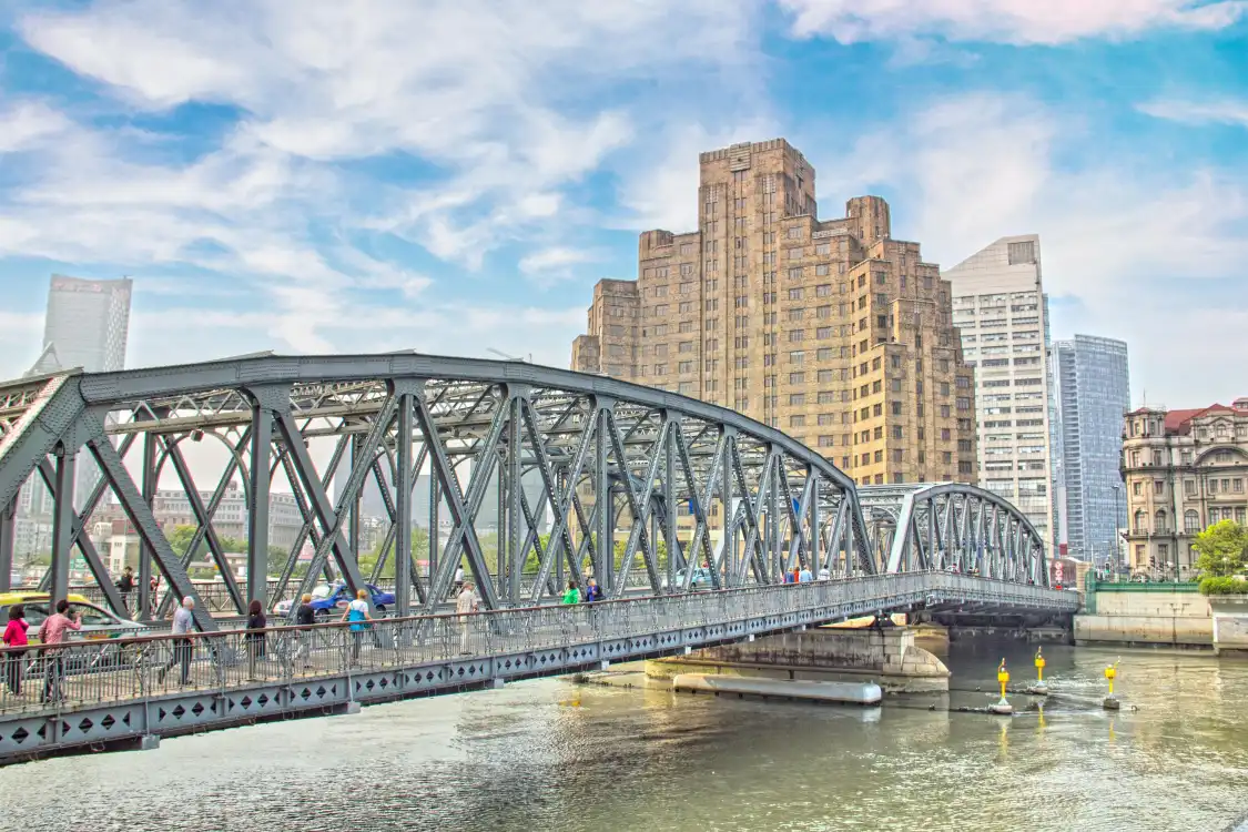 Hotels near Garden Bridge