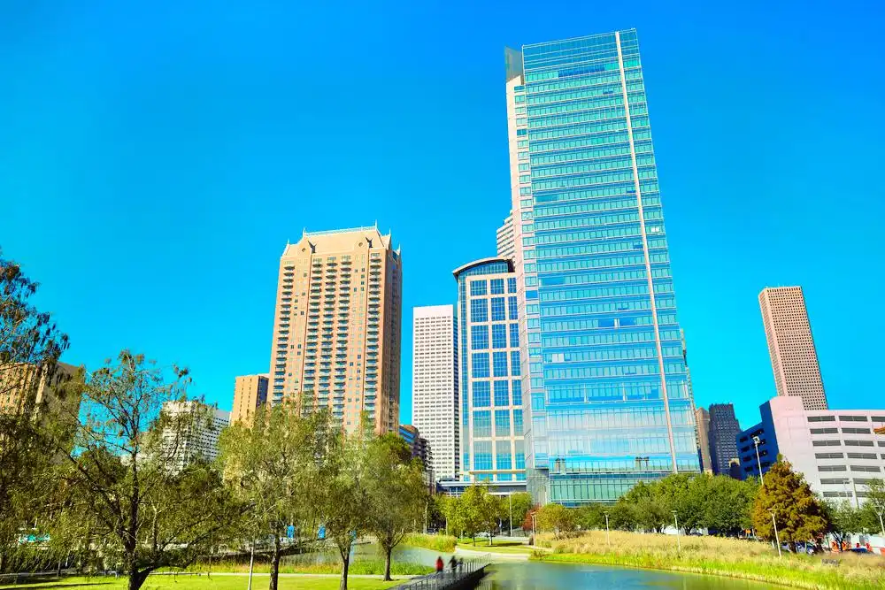 Hotels near Discovery Green