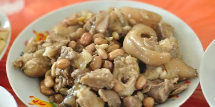 哈素海二丑旦農家大院