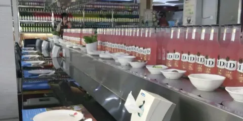 唯愛迴轉式自助火鍋