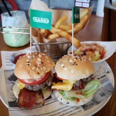 Thanks美式餐厅(汉堡咖啡店) 여행 사진