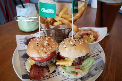 Thanks美式餐厅(汉堡咖啡店)