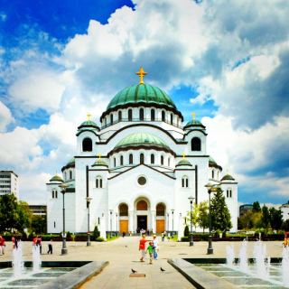 It is the largest Orthodox church in Serbia, one of the largest Eastern orthodox churches and it ranks among the largest churches in the world. It is the most recognisable building in Belgrade and an amazing landmark of the city. The church stands on the Vračar plateau in Belgrade.It is pretty visible from city center. It is one of top visited places in Belgrade. Definitely a must go! You would go to Paris not visit Eiffel Tower...

#temple 
#belgrade 
#awesomepic 
#awesomepic