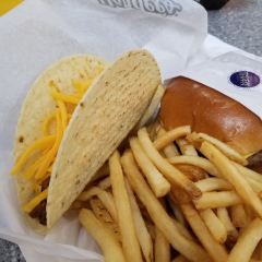 Hardee's User Photo