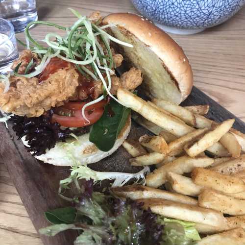 Romanne Leisure Food Concept