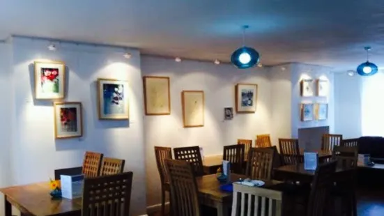 The ArtHouse Cafe, Deli and Gallery