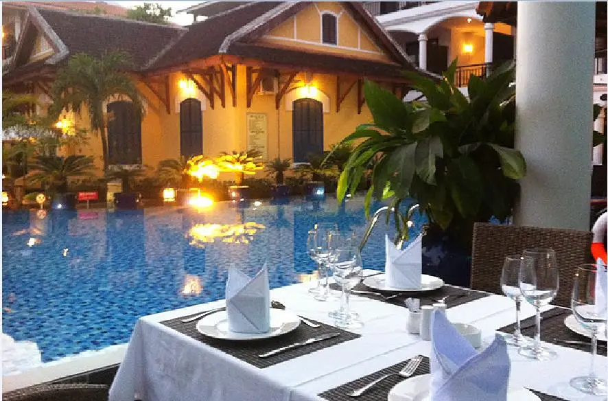 Cococlub Hue restaurant brasserie vietnamese & western
