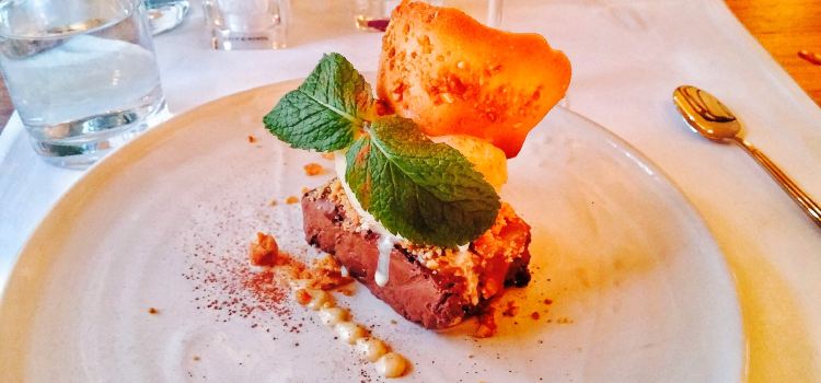 Anocht Restaurant