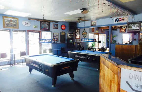 The Korner Pocket Bar & Grill