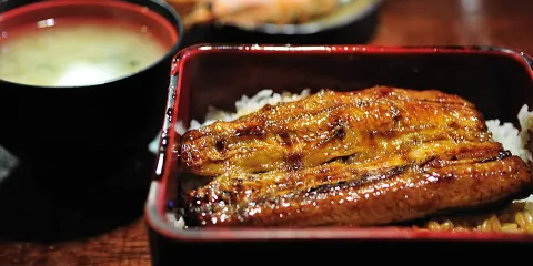 ぬりや（大通り店）