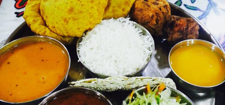 Vegetarian Food Studio