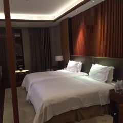 Narada Qiandao Lake Resort  (wenguangxuanzhongcanting) User Photo
