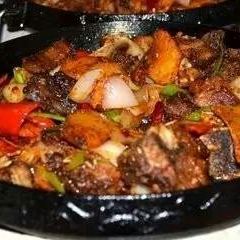 Laozhongjiaqingzhenkaoyangpai (mingchiguangchang) User Photo