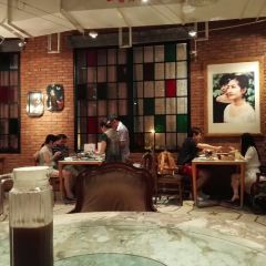 Han She (889 Plaza) User Photo