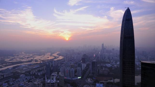 Diwang Sightseeing · Window of Shenzhen and Hong Kong + Zhongying Street + Golden Coast Yacht + Yantian Seaside Boardwalk + Dameisha Seaside Park One-day Tour