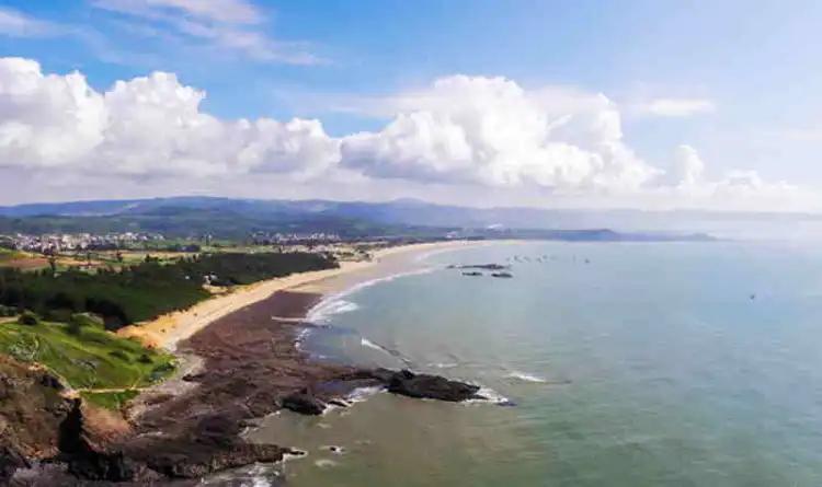 Hotels in Longhai