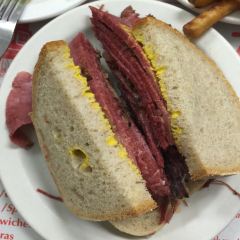 Schwartz's Deli User Photo