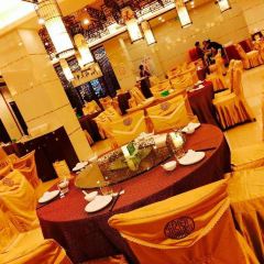鸿宴饭庄(南湖店) User Photo