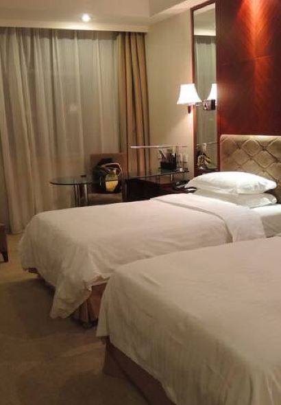 Boda Silver City Hotel Catering