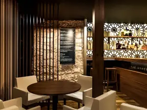 hOST Restaurant