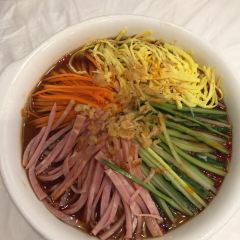 lu zhou tai tai User Photo