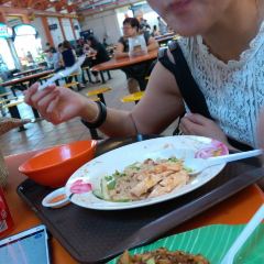 Maxwell Food Centre User Photo
