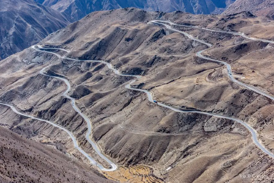 72 Curves of Nujiang River