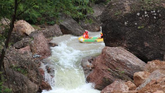 Jianmenguan Drifting