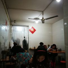 叶新小吃店(来凤小区总店) 여행 사진