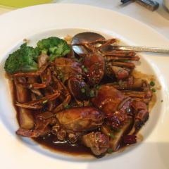Yi Feng Court User Photo
