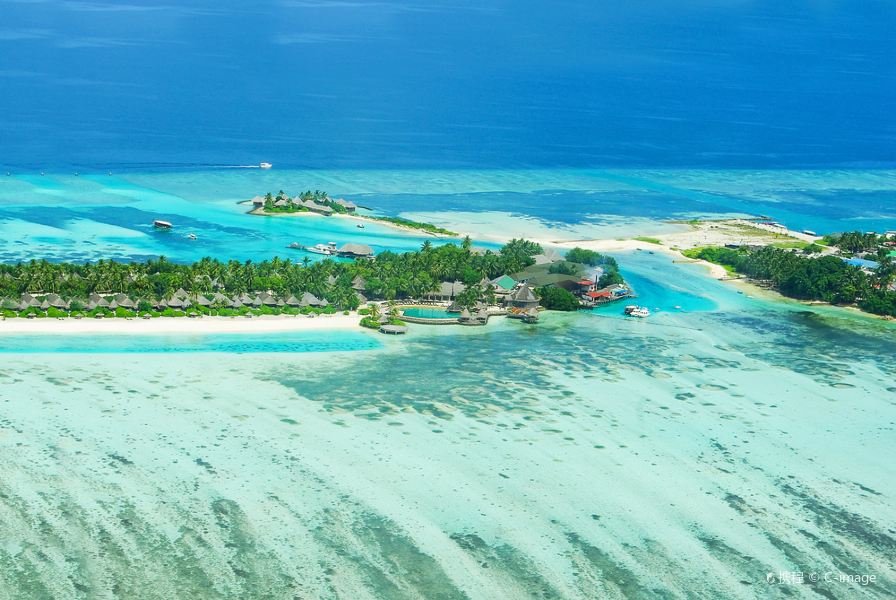 Paris to Bora Bora Flights