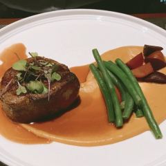 Orbit 360° Dining User Photo