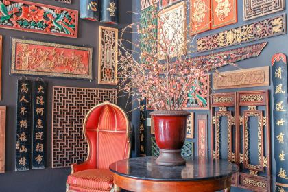 Crystal Jade Jiang Nan