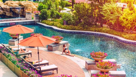 The Ronghe Xinyuan Hot Springs at Arcadia Seaside Holiday Hotel