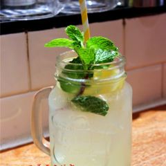 Beef & Liberty ( Shanghai Centre ) Burgers User Photo