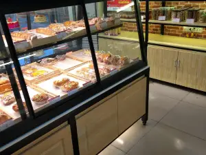 Aimi Cake (fanggujie)