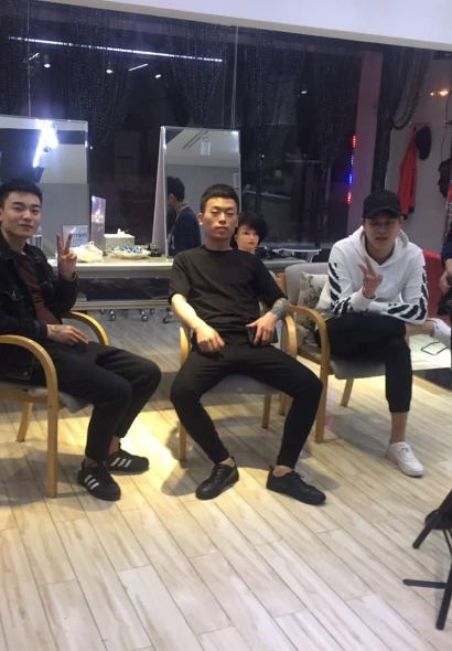 黄二烧烤小天鲜串吧(学院路店)