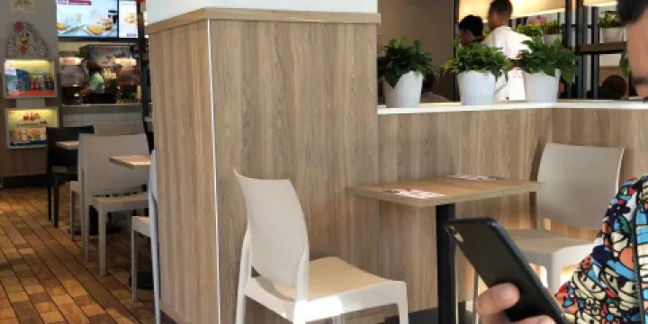 肯德基（錦凌店）