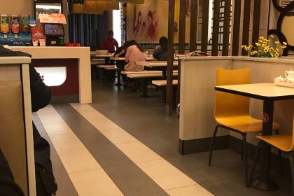 大娘水餃（蘭陵路大潤發超市店）